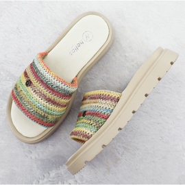 Flip de cuero para mujeres en la plataforma Multikolor Helios 156.731 multicolor 3