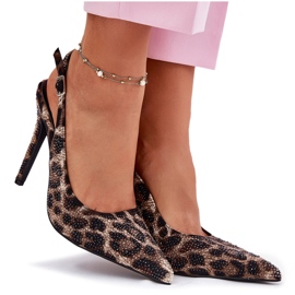 Inna Sandalias decoradas en un alfiler de beige y estampado de leopardo negro 10
