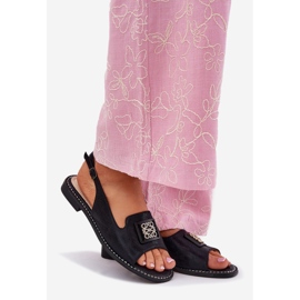 S.Barski Elegantes sandalias planas para mujeres con un adorno de S. Barski KV51-082 Negro 1