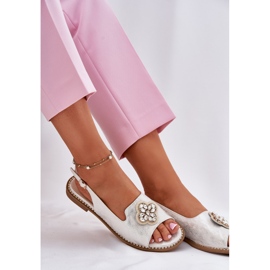 S.Barski Sandalias para mujeres de tacón plano con detalle decorativo S. Barski KV51-080 Plata 6