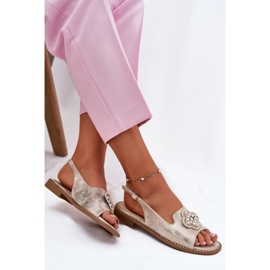 S.Barski Sandalias para mujeres de tacón plano con detalle decorativo S. Barski KV51-080 PLN dorado 7