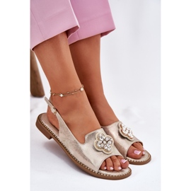 S.Barski Sandalias para mujeres de tacón plano con detalle decorativo S. Barski KV51-080 PLN dorado 8