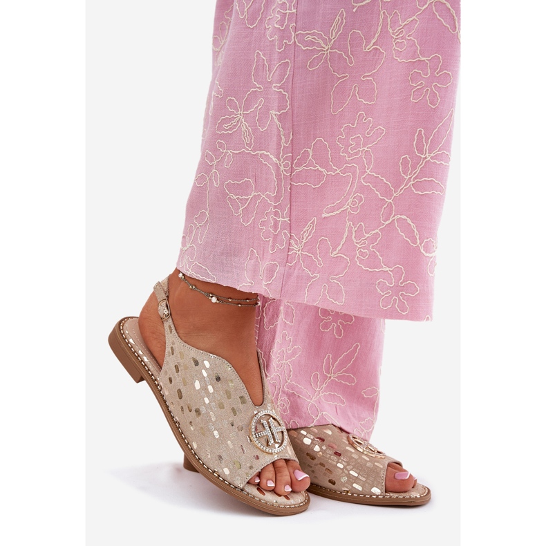 S.Barski Sandalias de cuero de tacón plano con un adorno de S. Barski KV51-094 PLN dorado 1