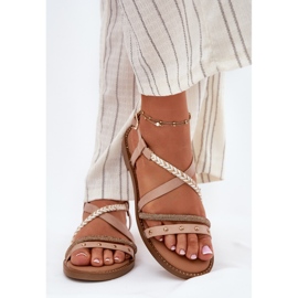 Sandalias planas con rayas decorativas de Vinceza 17379 beige 3