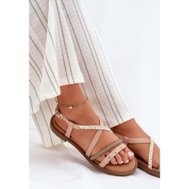 Sandalias planas con rayas decorativas de Vinceza 17379 beige 6