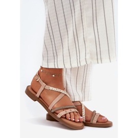 Sandalias planas con rayas decorativas de Vinceza 17379 beige 1