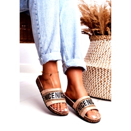EVento Chanclas BeNice Beige para Mujer en Corcho con Diamantes de Imitación 2