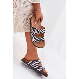 Inna Chanclas para mujeres con hebillas de cebra blanco 1 Inna Chanclas para mujeres con hebillas de cebra blanco 1