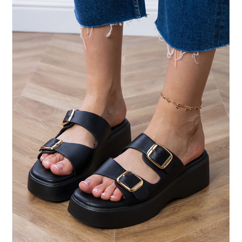 Chanclas negras con abrazaderas en rayas negro 2