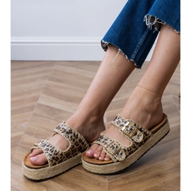 Zapatillas de leopardo alpargatas con hebillas marrón 2 Zapatillas de leopardo alpargatas con hebillas marrón 2