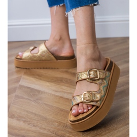 Chanclas doradas con abrazaderas en rayas dorado 3