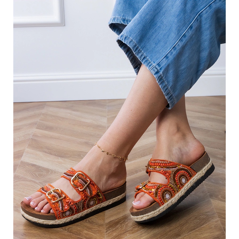 Chanclas de color étnico naranja con abrazaderas en rayas 2