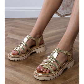 Sandalias de mujeres doradas con hebilla dorado 1 Sandalias de mujeres doradas con hebilla dorado 1