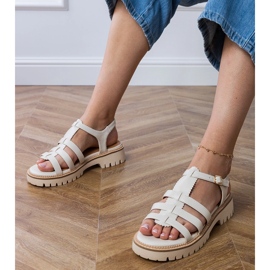 Sandalias blancas con hebilla blanco 1
