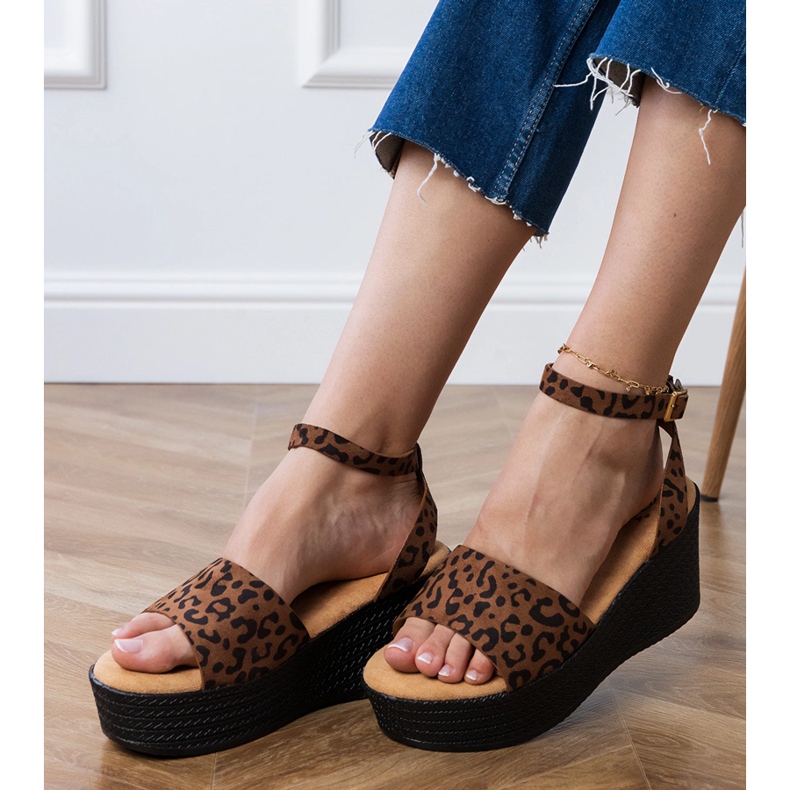 Sandalias de Pantera en la plataforma Ekozamsz multicolor 2 Sandalias de Pantera en la plataforma Ekozamsz multicolor 2