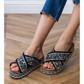 Chanclas negras con rayas negro 2