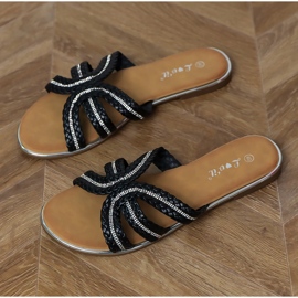 Chanclas negras planas con trenza sobre rayas y circones negro 6