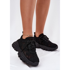 Zapatillas de deporte para mujeres con una parte superior negra de crochet negro 2