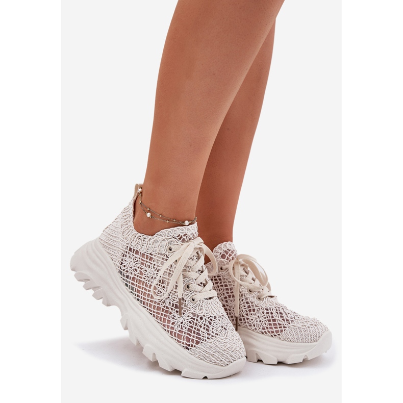 Zapatillas de deporte para mujeres con un crochet superior beige superior 1