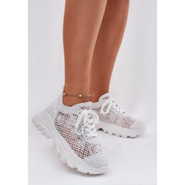 Zapatillas de deporte para mujeres con una parte superior blanca de crochet blanco 2