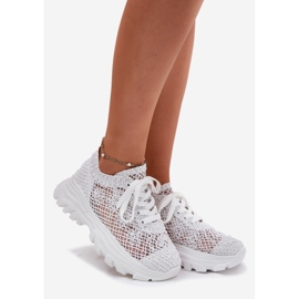 Zapatillas de deporte para mujeres con una parte superior blanca de crochet blanco 1