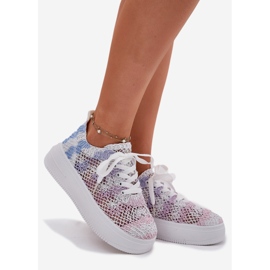 Zapatillas para mujeres en la plataforma con una multicolor superior de crochet 1