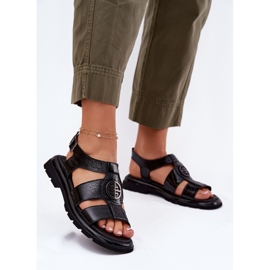 Sandalias de cuero para mujeres barnizadas con detalles decorativos Artiker 56C0691 Negro 2