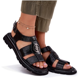 Sandalias de cuero para mujeres barnizadas con detalles decorativos Artiker 56C0691 Negro 8