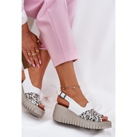 ARTIKER Sandalias de mujeres hechas de cuero natural en Wedge Artker 56C0958 White blanco 8