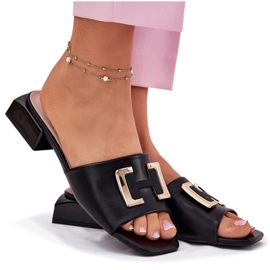Vinceza Elegantes zapatillas para mujeres en un bloque con un detalle dorado de Vincez 62229 Negro 9