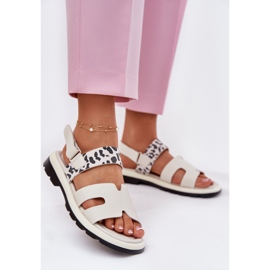 Vinceza 66780 Sandalias de leopardo beige con tacones planos 2