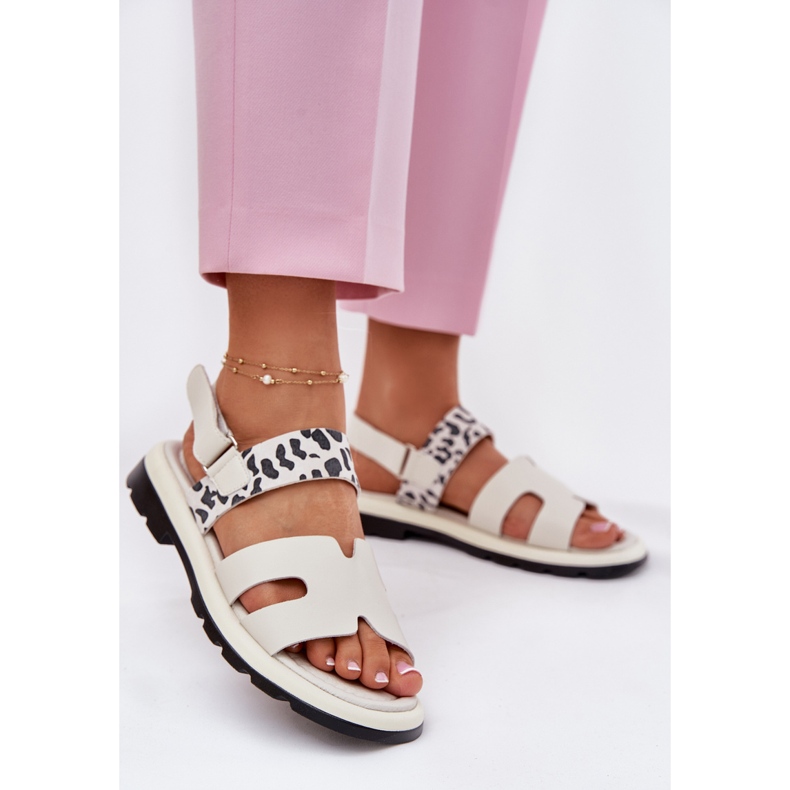 Vinceza 66780 Sandalias de leopardo beige con tacones planos 2