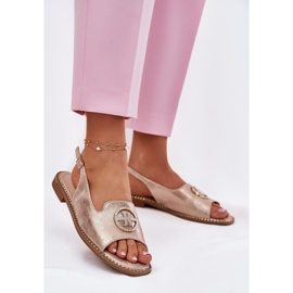 S.Barski Sandalias para mujeres de tacón plano con un adorno S. Barski KV51-002 Pink Gold dorado 2