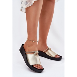 S.Barski Chanclas de cuero para mujeres con una tira decorativa de oro KV51-034 dorado 2