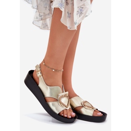 S.Barski Sandalias de cuero para mujeres en la cuña S. Barski KV51-031 PLN dorado 3