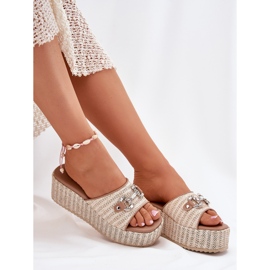 Cuñas de mujeres con cuña con trenza y decoración beige 8
