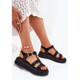 Sandalias de mujeres en la plataforma con un detalle dorado negro 6