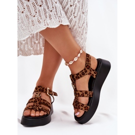 Sandalias para mujeres en la plataforma con un detalle dorado leopardo marrón 2