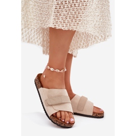 Flip Flip Flip Flip con velcro en una plataforma de corcho beige 3