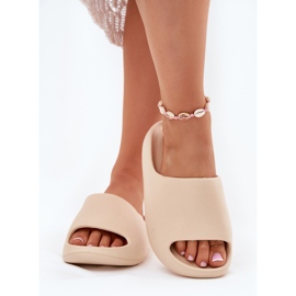 Flip Flip Flip beige 2