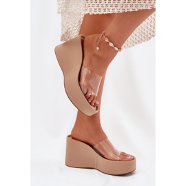 Cuñas de mujeres con cuña con un cinturón beige transparente 5