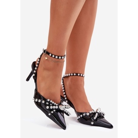 Tacones altos barnizados decorados con un tacón negro 1 Tacones altos barnizados decorados con un tacón negro 1