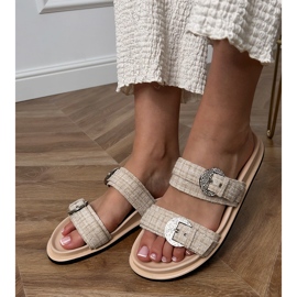 Chanclas beige con rayas y circones en las abrazaderas 1