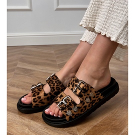 Zapatillas de mujer Panther con hebillas decorativas beige 5