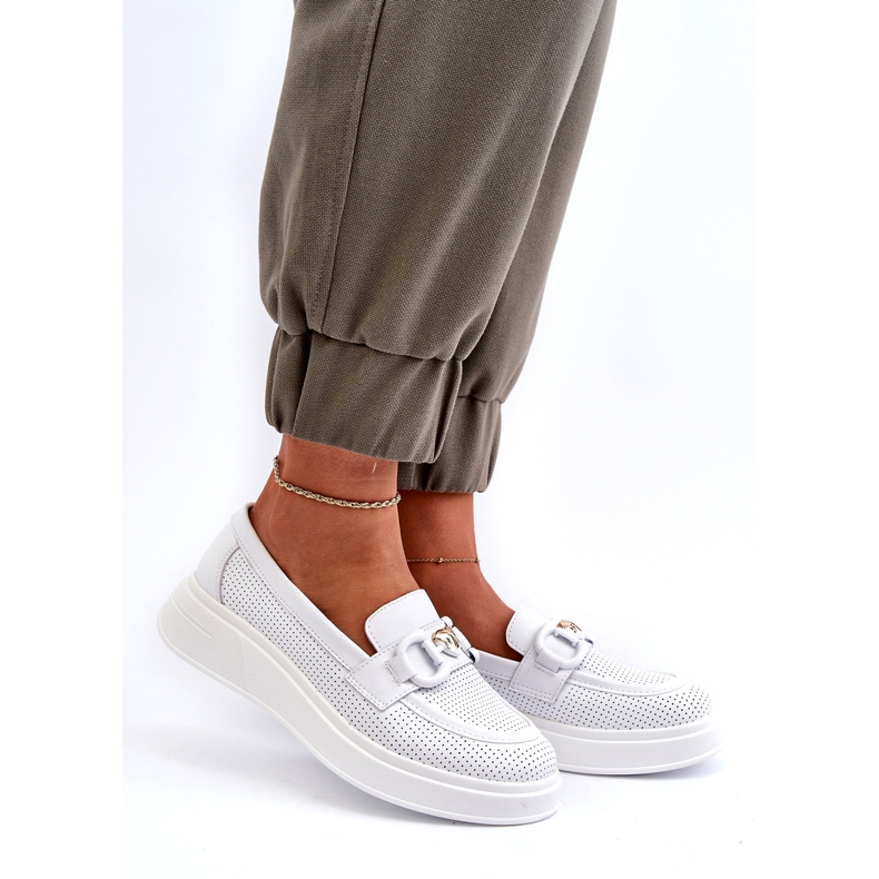 S.Barski Mocasines de cuero para mujeres en Plataforma Białe S. Barski LR720 con un adorno blanco 2