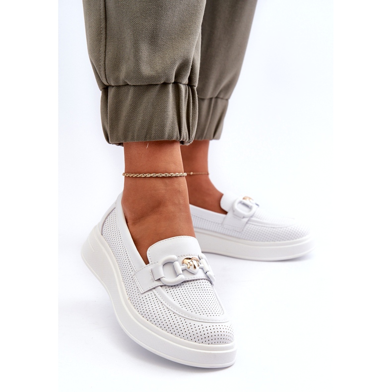 S.Barski Mocasines de cuero para mujeres en Plataforma Białe S. Barski LR720 con un adorno blanco 3