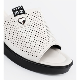 Seastar Chanclas blancas de trabajo abierto en la plataforma blanco 5