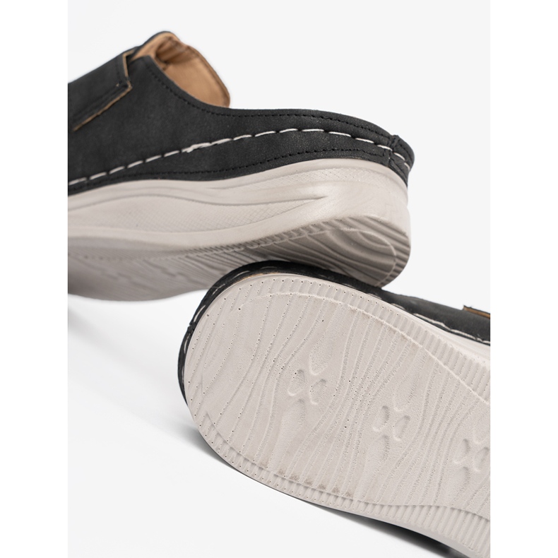 Seastar Chanclas negras con la nariz llena y una hebilla negro 1 Seastar Chanclas negras con la nariz llena y una hebilla negro 1