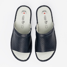 J. Star Chanclas con un inserto de cuero azul marino 3