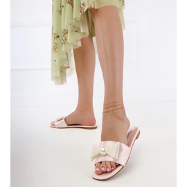 Seastar Chanclas de satén beige con un arco en perlas 3